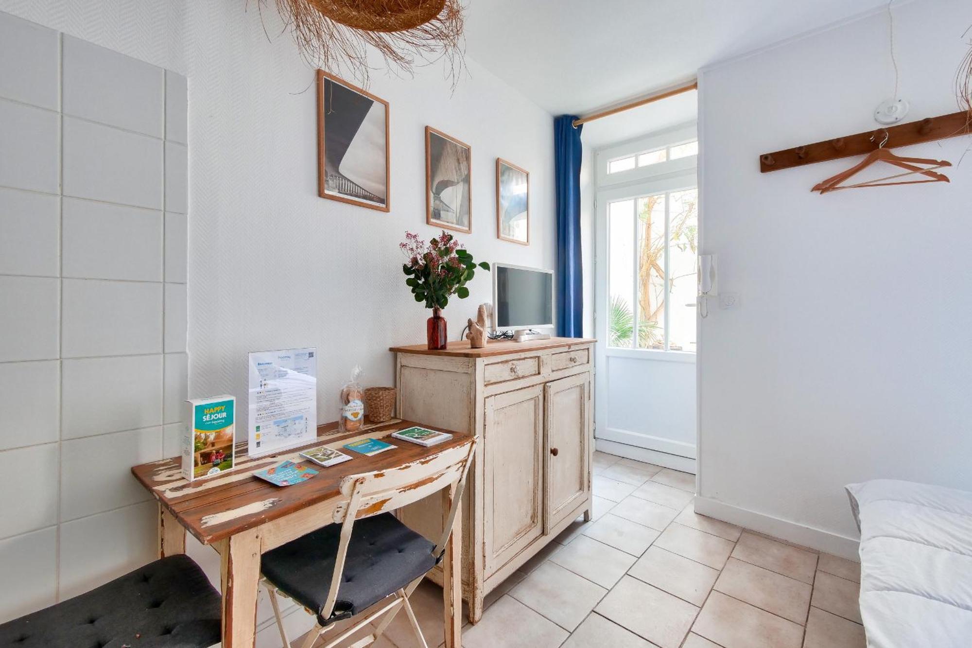 La Suite 24 - Studio Avec Terrasse A 100M Du Port De Saint-Martin-de-Ré Extérieur photo